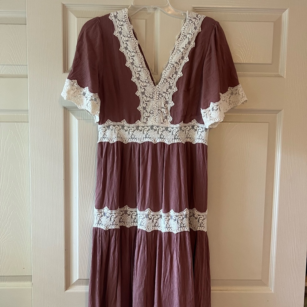 Maxi Lace Detailed Dress